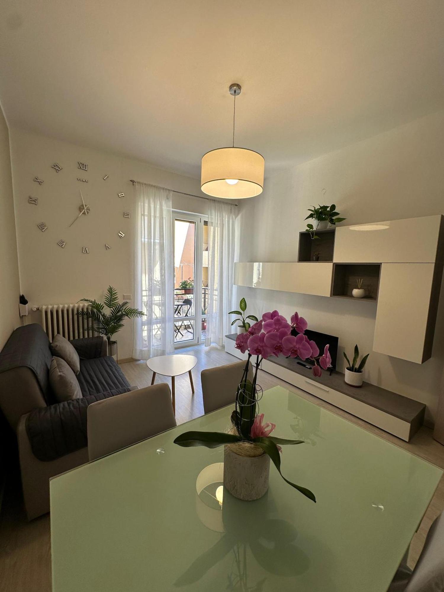 Apartment Jessy Бавено Екстериор снимка