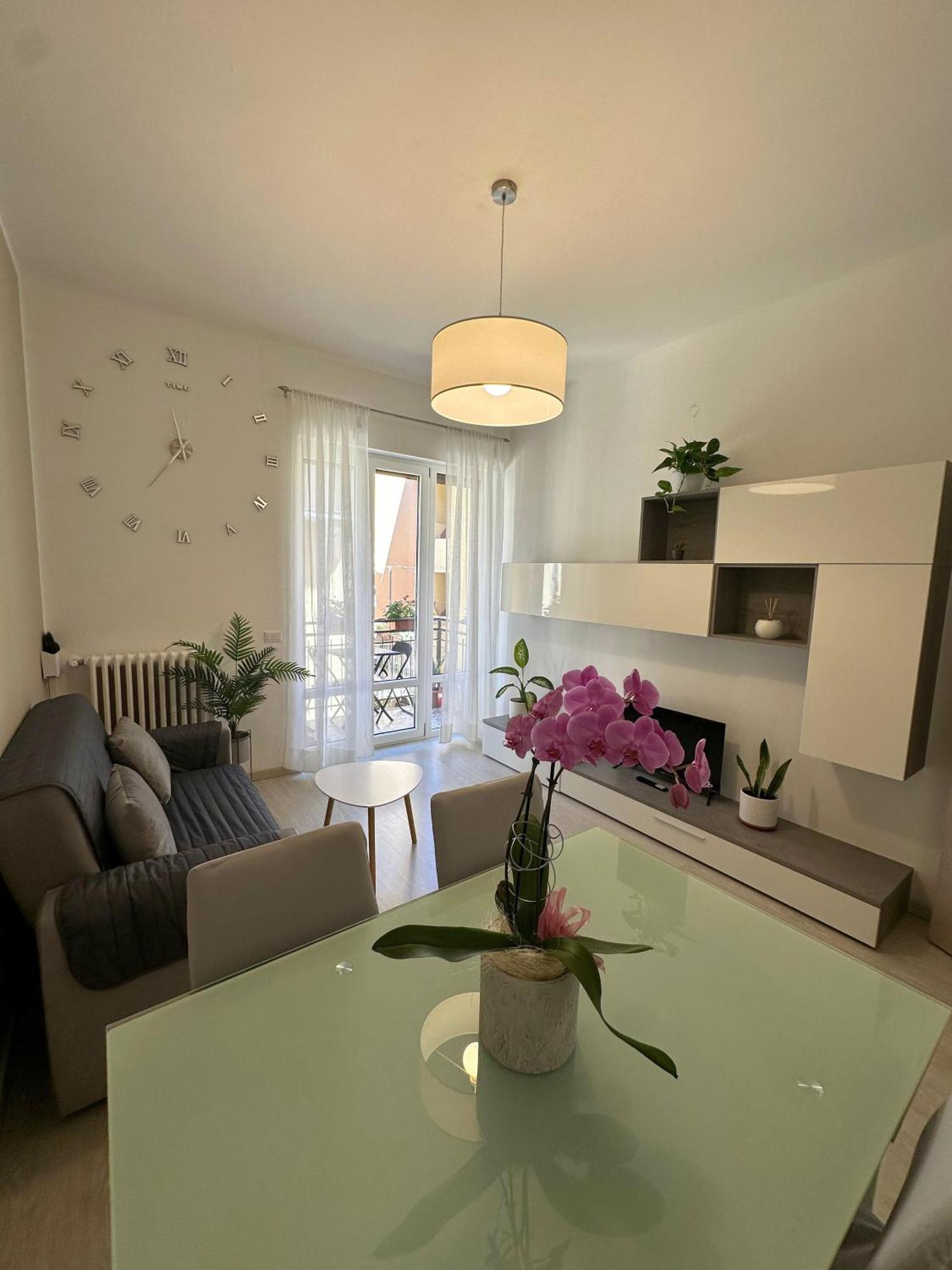 Apartment Jessy Бавено Екстериор снимка
